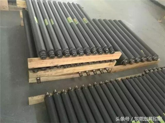 印刷厂全面放假检修，更换印刷胶辊的正确姿势
